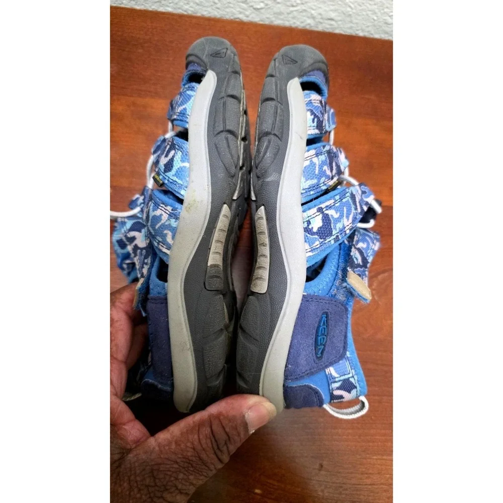 Keen Kids Newport H2 Blue Camo Closed Toe Sandals Adjustable Hook & Loop Strap S